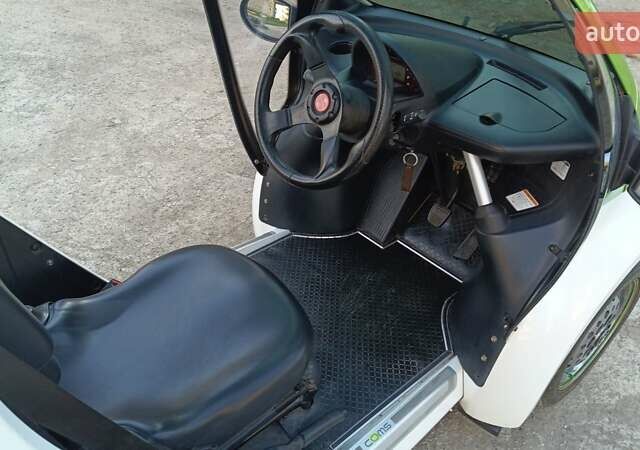 Білий Тойота Coms, об'ємом двигуна 0 л та пробігом 5 тис. км за 4699 $, фото 1 на Automoto.ua