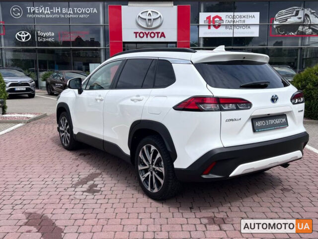 Білий Тойота Corolla Cross, об'ємом двигуна 2 л та пробігом 37 тис. км за 31900 $, фото 1 на Automoto.ua
