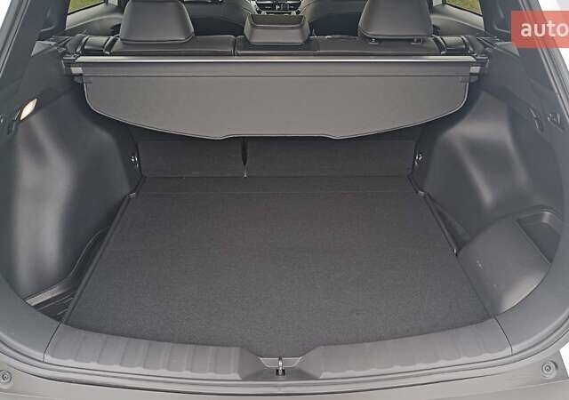 Белый Тойота Corolla Cross, объемом двигателя 1.99 л и пробегом 17 тыс. км за 36686 $, фото 9 на Automoto.ua