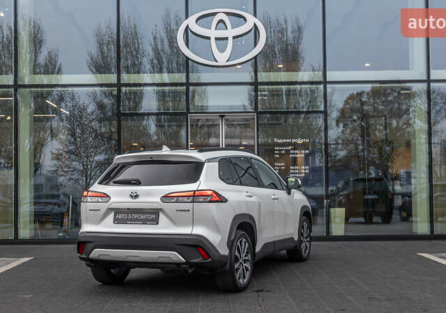 Белый Тойота Corolla Cross, объемом двигателя 2 л и пробегом 31 тыс. км за 35157 $, фото 19 на Automoto.ua