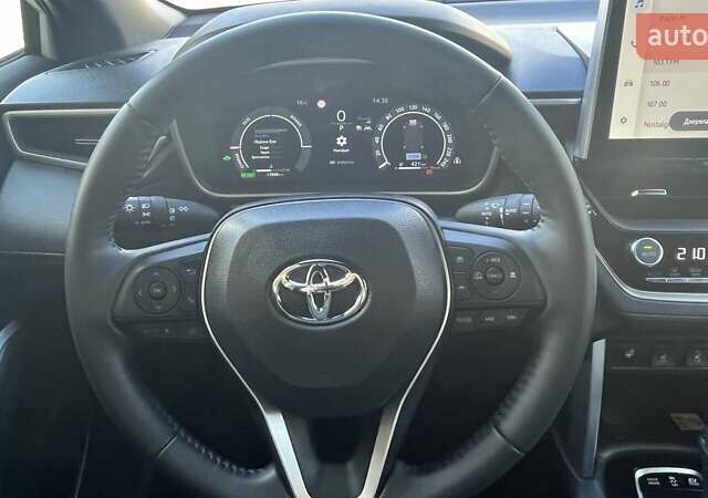 Белый Тойота Corolla Cross, объемом двигателя 2 л и пробегом 17 тыс. км за 36749 $, фото 12 на Automoto.ua