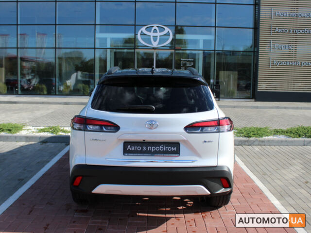 Белый Тойота Corolla Cross, объемом двигателя 2 л и пробегом 2 тыс. км за 38661 $, фото 6 на Automoto.ua