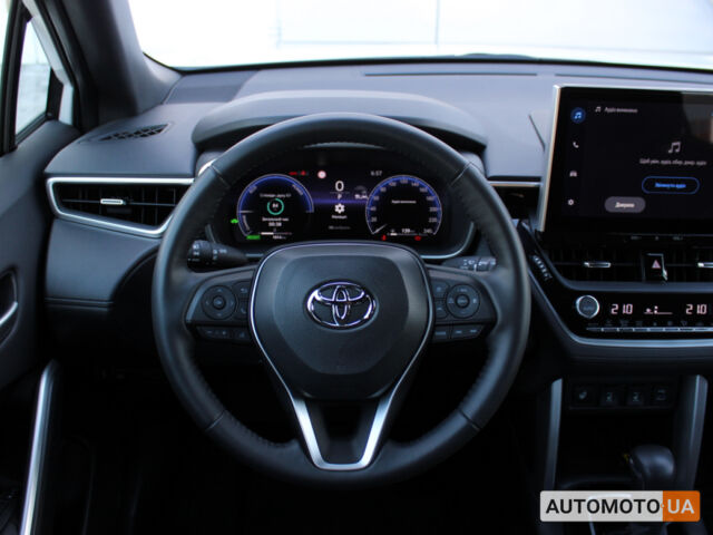 Белый Тойота Corolla Cross, объемом двигателя 2 л и пробегом 2 тыс. км за 38661 $, фото 16 на Automoto.ua
