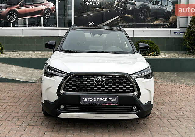 Белый Тойота Corolla Cross, объемом двигателя 1.99 л и пробегом 6 тыс. км за 34991 $, фото 1 на Automoto.ua