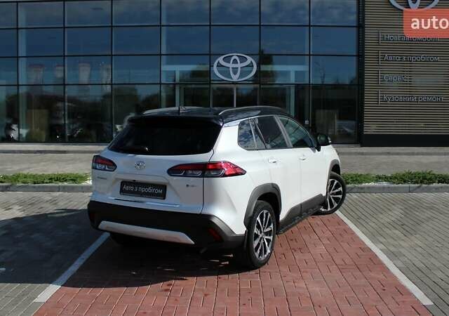 Белый Тойота Corolla Cross, объемом двигателя 2 л и пробегом 1 тыс. км за 38773 $, фото 7 на Automoto.ua