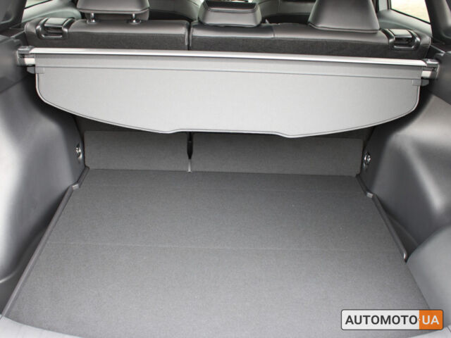 Белый Тойота Corolla Cross, объемом двигателя 2 л и пробегом 2 тыс. км за 38661 $, фото 9 на Automoto.ua