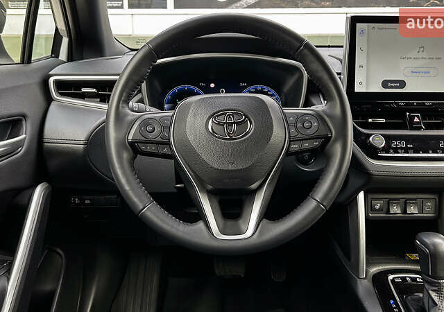 Белый Тойота Corolla Cross, объемом двигателя 1.99 л и пробегом 6 тыс. км за 34991 $, фото 16 на Automoto.ua