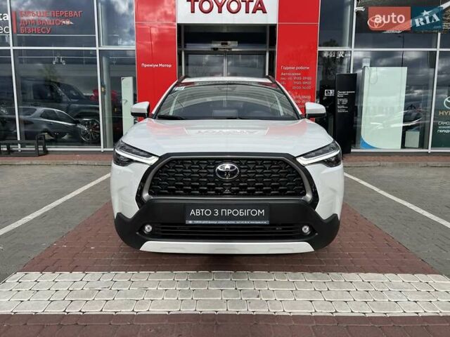 Белый Тойота Corolla Cross, объемом двигателя 2 л и пробегом 3 тыс. км за 39037 $, фото 1 на Automoto.ua