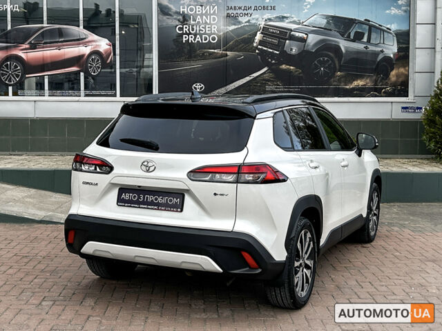 Белый Тойота Corolla Cross, объемом двигателя 2 л и пробегом 6 тыс. км за 35000 $, фото 6 на Automoto.ua
