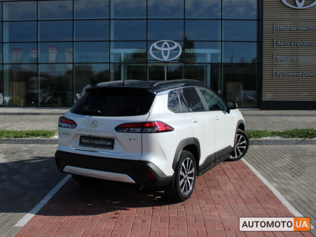Белый Тойота Corolla Cross, объемом двигателя 2 л и пробегом 2 тыс. км за 38661 $, фото 7 на Automoto.ua