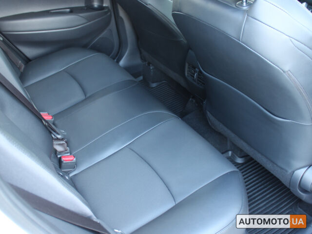 Белый Тойота Corolla Cross, объемом двигателя 2 л и пробегом 2 тыс. км за 38661 $, фото 13 на Automoto.ua