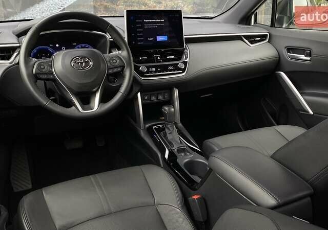 Білий Тойота Corolla Cross, об'ємом двигуна 2 л та пробігом 1 тис. км за 38750 $, фото 9 на Automoto.ua