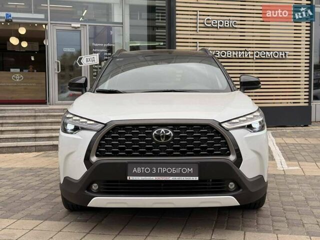 Білий Тойота Corolla Cross, об'ємом двигуна 2 л та пробігом 2 тис. км за 39378 $, фото 4 на Automoto.ua