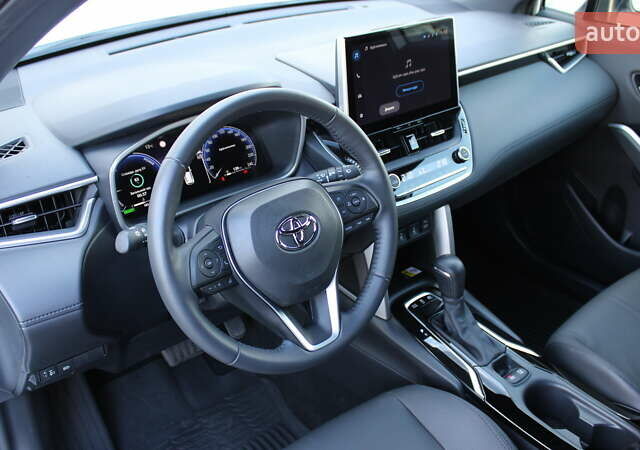 Белый Тойота Corolla Cross, объемом двигателя 2 л и пробегом 1 тыс. км за 38773 $, фото 8 на Automoto.ua