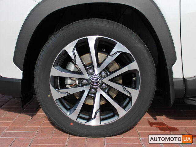 Белый Тойота Corolla Cross, объемом двигателя 2 л и пробегом 2 тыс. км за 38661 $, фото 3 на Automoto.ua