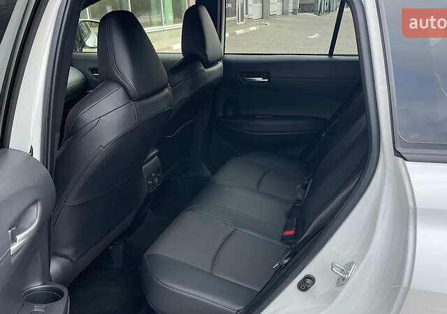 Белый Тойота Corolla Cross, объемом двигателя 2 л и пробегом 1 тыс. км за 39045 $, фото 10 на Automoto.ua