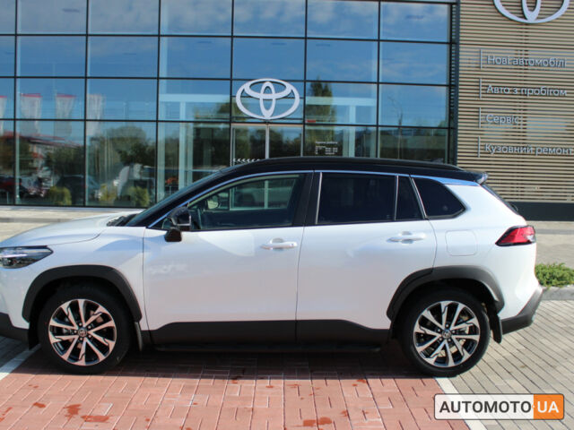 Белый Тойота Corolla Cross, объемом двигателя 2 л и пробегом 2 тыс. км за 38661 $, фото 4 на Automoto.ua