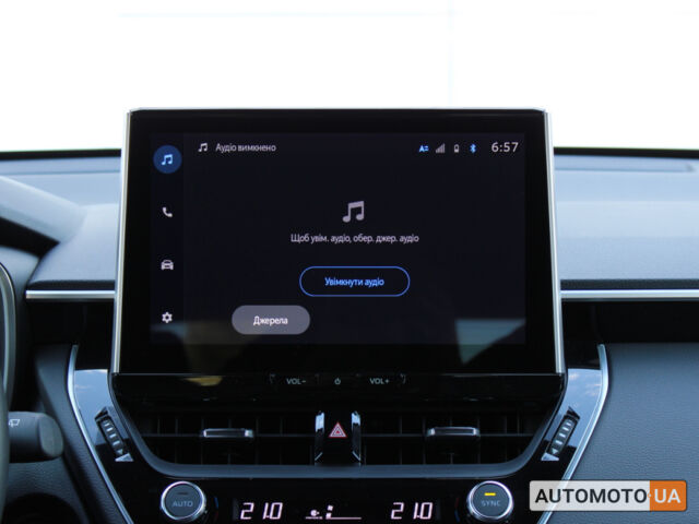 Белый Тойота Corolla Cross, объемом двигателя 2 л и пробегом 2 тыс. км за 38661 $, фото 15 на Automoto.ua