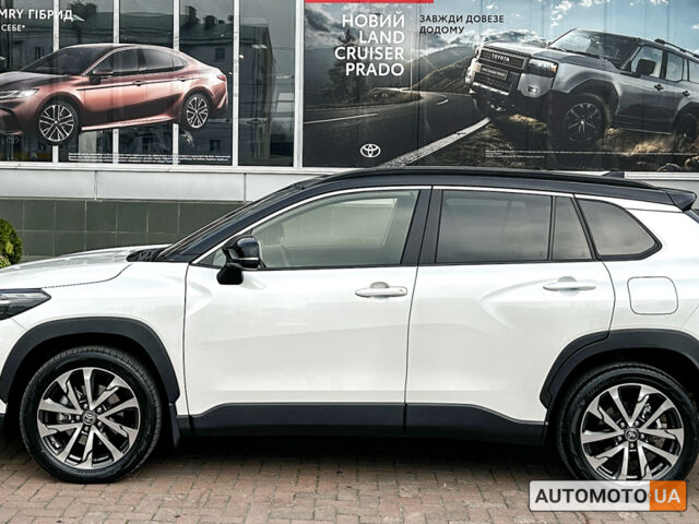 Белый Тойота Corolla Cross, объемом двигателя 2 л и пробегом 6 тыс. км за 35000 $, фото 4 на Automoto.ua