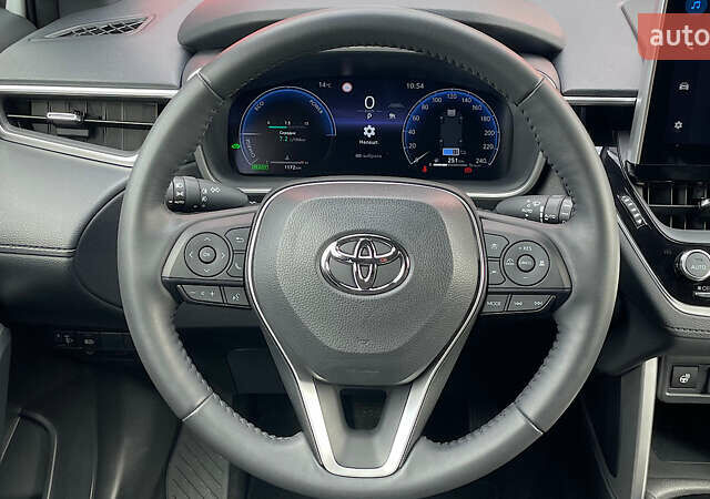 Белый Тойота Corolla Cross, объемом двигателя 2 л и пробегом 1 тыс. км за 39045 $, фото 12 на Automoto.ua