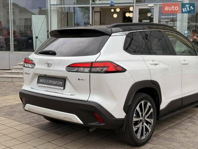 Білий Тойота Corolla Cross, об'ємом двигуна 2 л та пробігом 2 тис. км за 39378 $, фото 9 на Automoto.ua