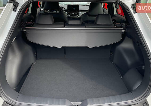 Белый Тойота Corolla Cross, объемом двигателя 2 л и пробегом 1 тыс. км за 39045 $, фото 9 на Automoto.ua