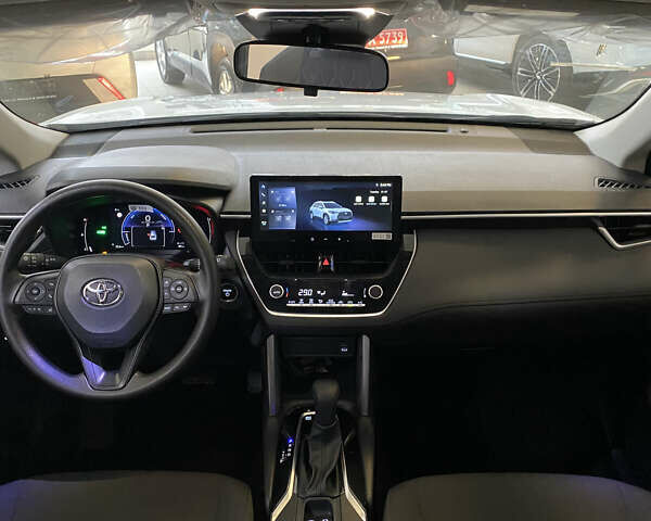 Белый Тойота Corolla Cross, объемом двигателя 2 л и пробегом 1 тыс. км за 28499 $, фото 10 на Automoto.ua