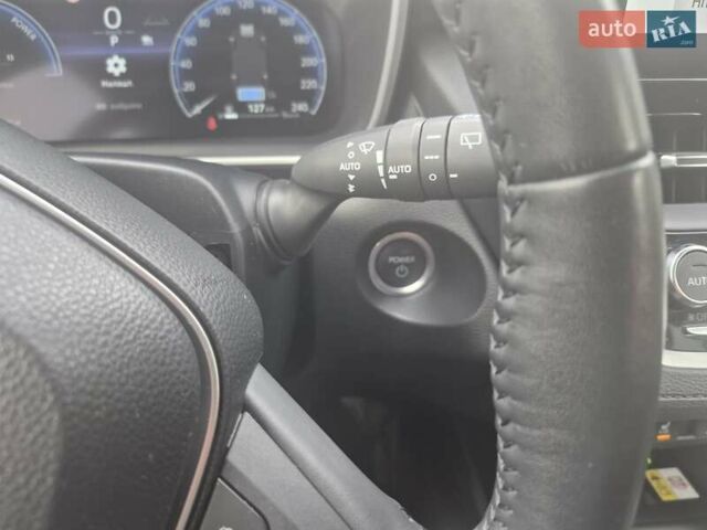 Черный Тойота Corolla Cross, объемом двигателя 2 л и пробегом 33 тыс. км за 32500 $, фото 48 на Automoto.ua