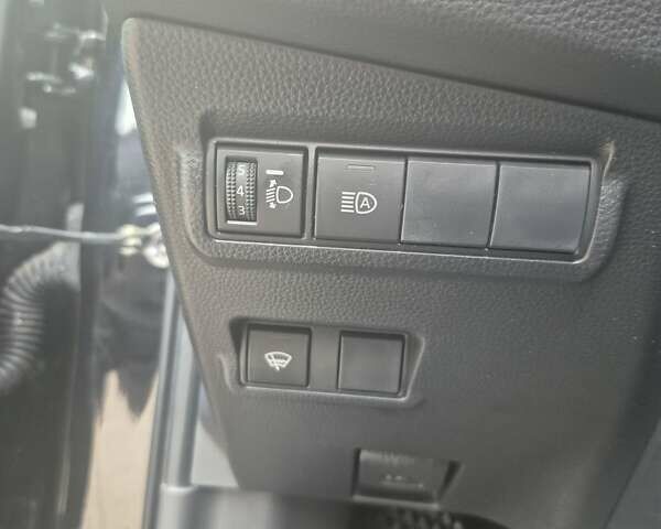 Черный Тойота Corolla Cross, объемом двигателя 2 л и пробегом 33 тыс. км за 32500 $, фото 16 на Automoto.ua