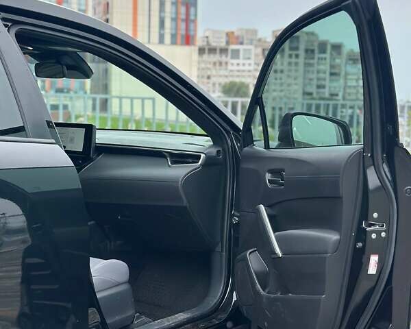 Черный Тойота Corolla Cross, объемом двигателя 2 л и пробегом 40 тыс. км за 29500 $, фото 26 на Automoto.ua
