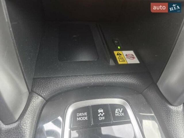 Черный Тойота Corolla Cross, объемом двигателя 2 л и пробегом 33 тыс. км за 32500 $, фото 47 на Automoto.ua