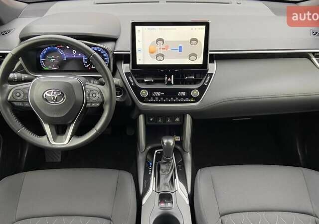 Черный Тойота Corolla Cross, объемом двигателя 2 л и пробегом 22 тыс. км за 32800 $, фото 7 на Automoto.ua