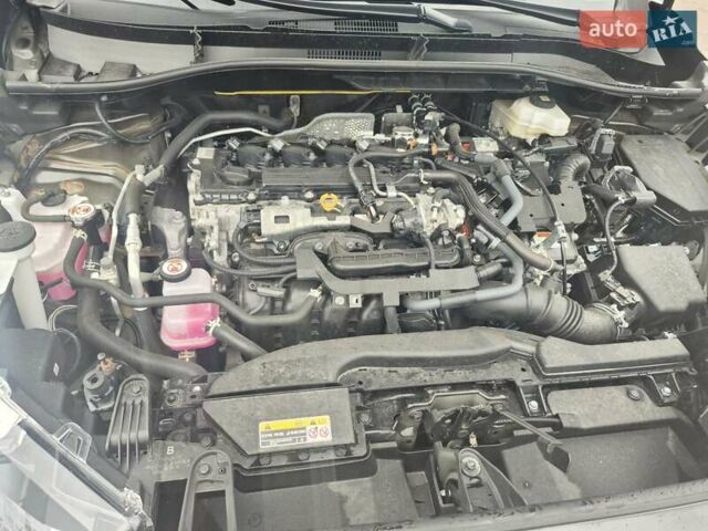 Черный Тойота Corolla Cross, объемом двигателя 2 л и пробегом 33 тыс. км за 32500 $, фото 2 на Automoto.ua