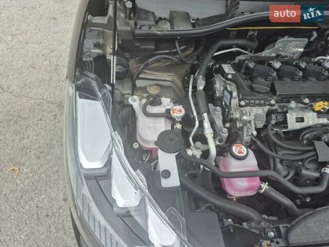 Черный Тойота Corolla Cross, объемом двигателя 2 л и пробегом 33 тыс. км за 32500 $, фото 4 на Automoto.ua