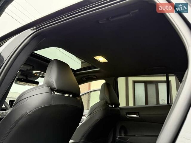 Чорний Тойота Corolla Cross, об'ємом двигуна 2 л та пробігом 5 тис. км за 29700 $, фото 30 на Automoto.ua