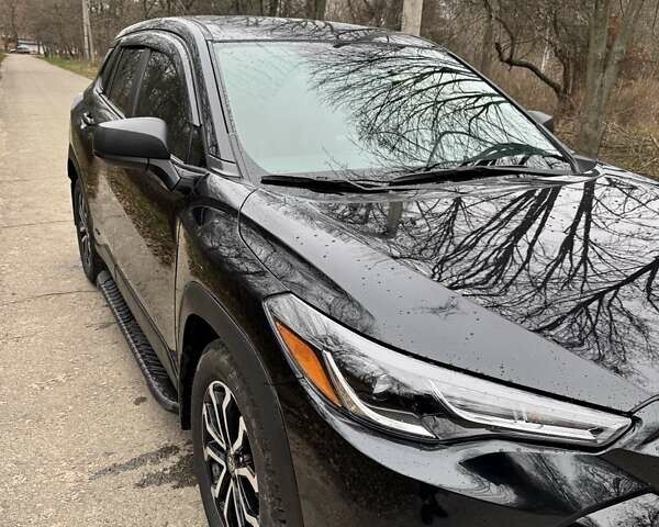 Черный Тойота Corolla Cross, объемом двигателя 2 л и пробегом 29 тыс. км за 31500 $, фото 5 на Automoto.ua