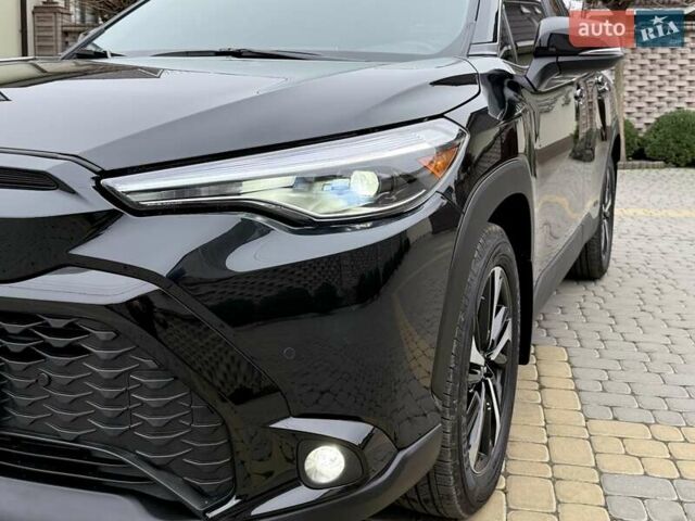 Чорний Тойота Corolla Cross, об'ємом двигуна 2 л та пробігом 5 тис. км за 29700 $, фото 8 на Automoto.ua