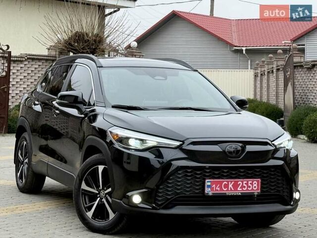Чорний Тойота Corolla Cross, об'ємом двигуна 2 л та пробігом 5 тис. км за 29700 $, фото 60 на Automoto.ua