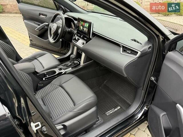 Чорний Тойота Corolla Cross, об'ємом двигуна 2 л та пробігом 5 тис. км за 29700 $, фото 26 на Automoto.ua