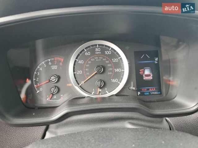 Червоний Тойота Corolla Cross, об'ємом двигуна 2 л та пробігом 95 тис. км за 8500 $, фото 8 на Automoto.ua