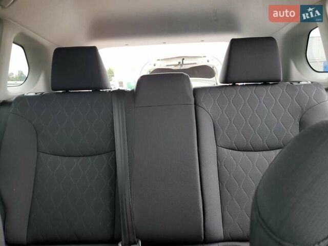 Червоний Тойота Corolla Cross, об'ємом двигуна 2 л та пробігом 95 тис. км за 8500 $, фото 9 на Automoto.ua