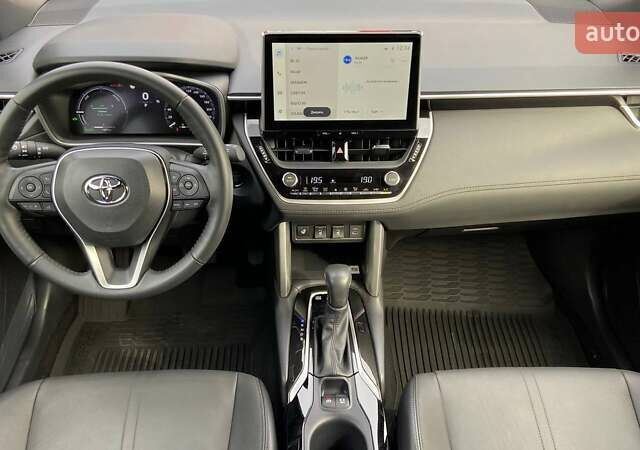 Красный Тойота Corolla Cross, объемом двигателя 2 л и пробегом 2 тыс. км за 38900 $, фото 7 на Automoto.ua