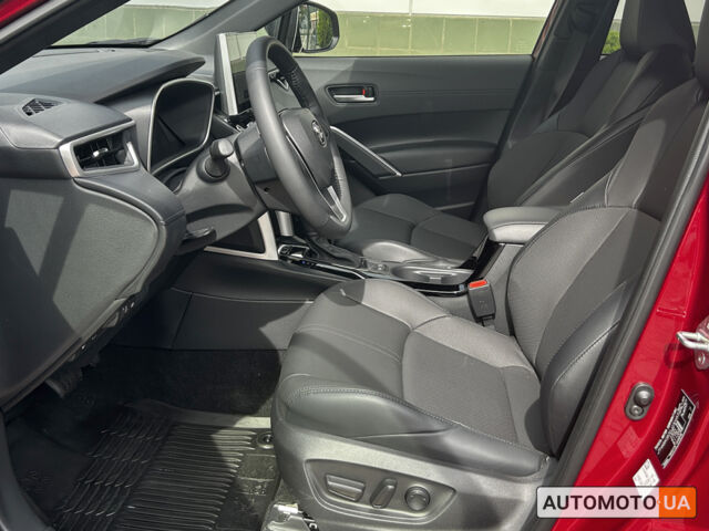 Красный Тойота Corolla Cross, объемом двигателя 2 л и пробегом 518 тыс. км за 38899 $, фото 12 на Automoto.ua
