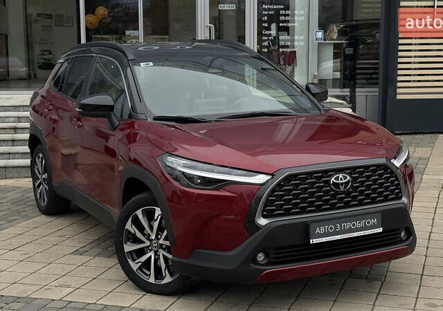 Красный Тойота Corolla Cross, объемом двигателя 2 л и пробегом 5 тыс. км за 38547 $, фото 30 на Automoto.ua