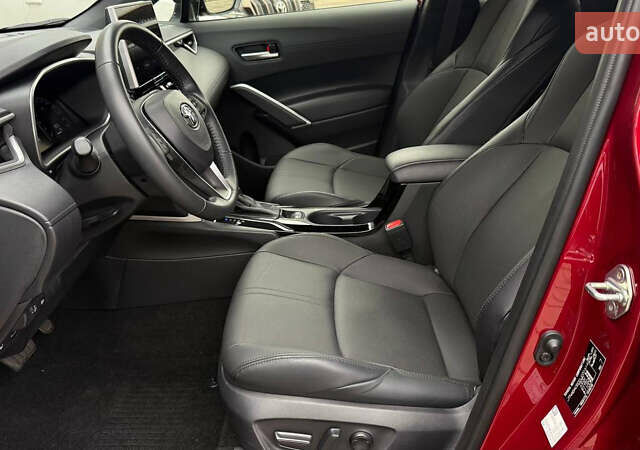 Красный Тойота Corolla Cross, объемом двигателя 2 л и пробегом 5 тыс. км за 38547 $, фото 12 на Automoto.ua