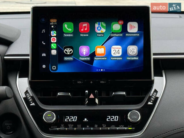 Красный Тойота Corolla Cross, объемом двигателя 2 л и пробегом 5 тыс. км за 38547 $, фото 19 на Automoto.ua