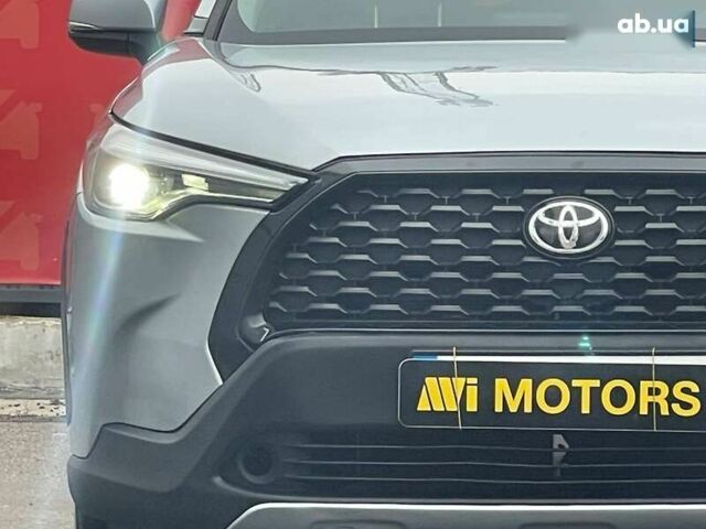 Тойота Corolla Cross, объемом двигателя 2 л и пробегом 4 тыс. км за 24000 $, фото 9 на Automoto.ua