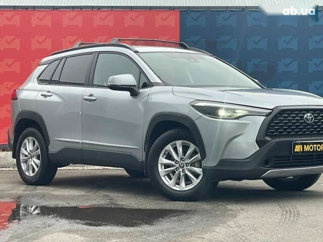 Тойота Corolla Cross, объемом двигателя 2 л и пробегом 4 тыс. км за 24000 $, фото 8 на Automoto.ua