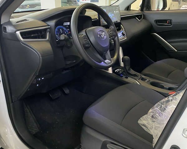 Тойота Corolla Cross, объемом двигателя 0 л и пробегом 1 тыс. км за 28499 $, фото 12 на Automoto.ua