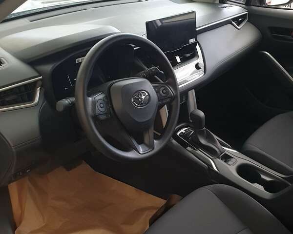 Тойота Corolla Cross, объемом двигателя 0 л и пробегом 1 тыс. км за 28900 $, фото 11 на Automoto.ua